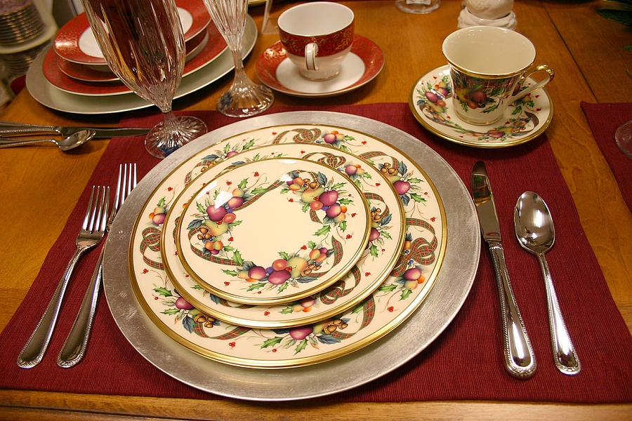 Dinning plates