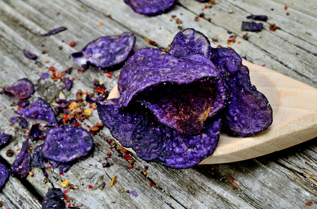 Garlic Roasted Purple Potato Crisps