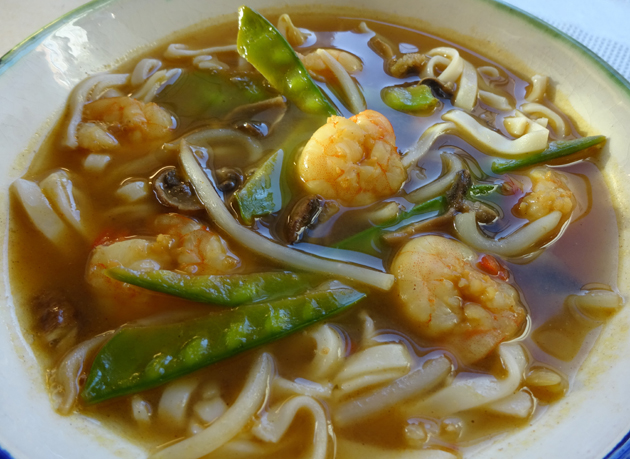 Vietnamese Style Prawn Noodle Soup