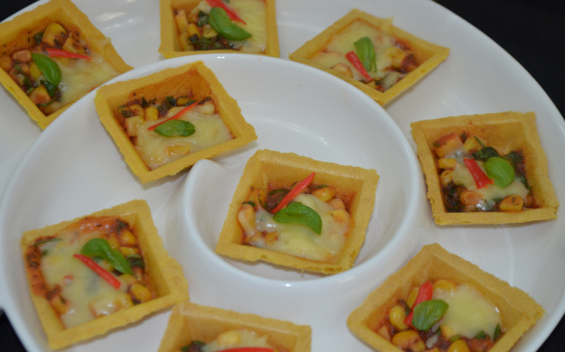 Tangy Tomato Tarts Tangy Tomato Tarts