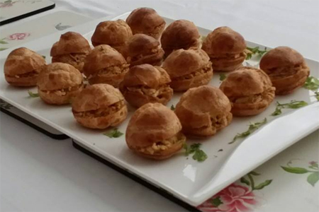 Chicken profiteroles