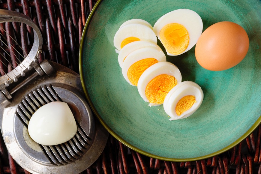 Eggs Eggs