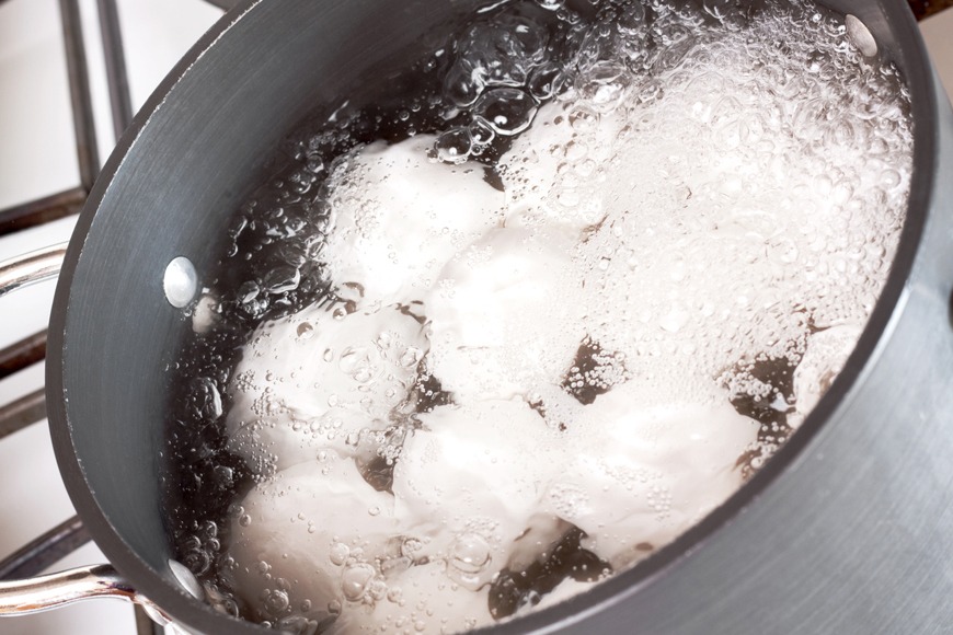 How to boil a hard-boiled egg - step 1 