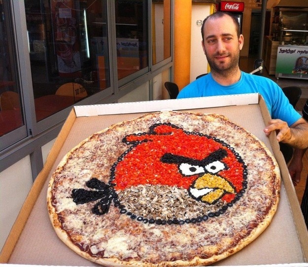 Angry birds pizza