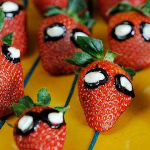 Spiderman strawberries Spiderman strawberries