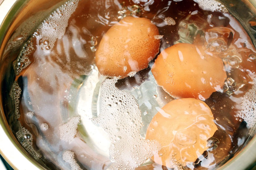 How to boil a hard-boiled egg- step 3 How to boil a hard-boiled egg- step 3