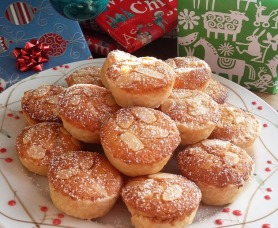 Mini Almond Topped Mince Pies