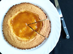 Soft Crostata with Almonds and Apricot Jam